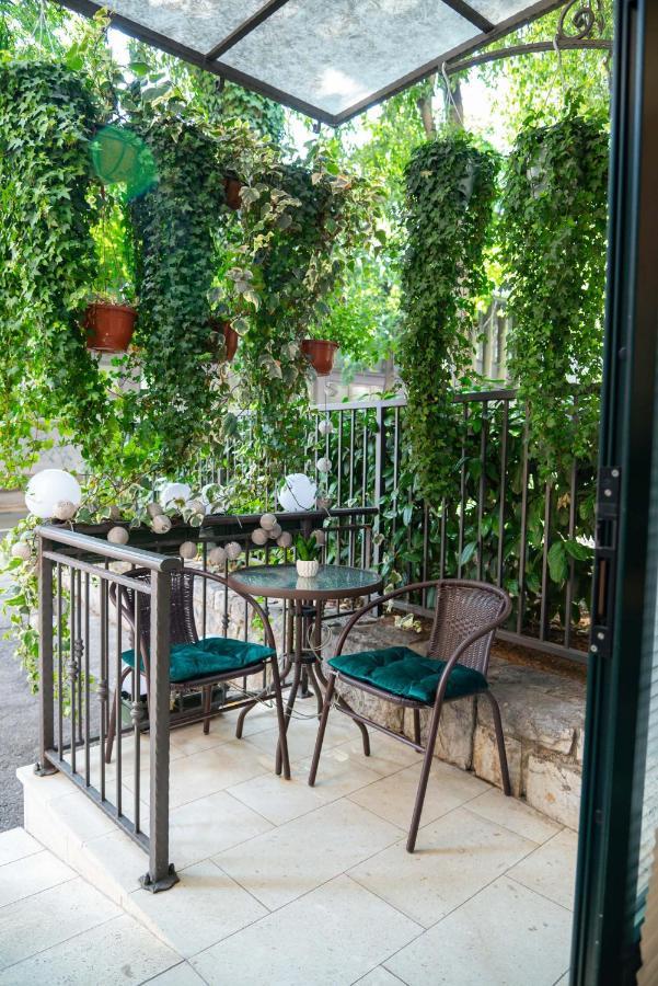 La Guardia Apartment With Free Private Parking 里耶卡 外观 照片