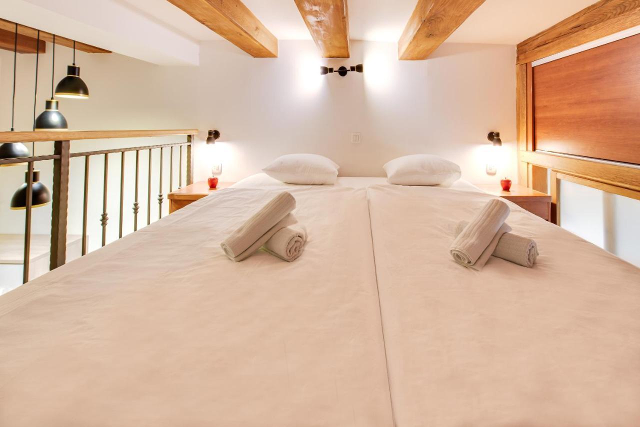 La Guardia Apartment With Free Private Parking 里耶卡 外观 照片