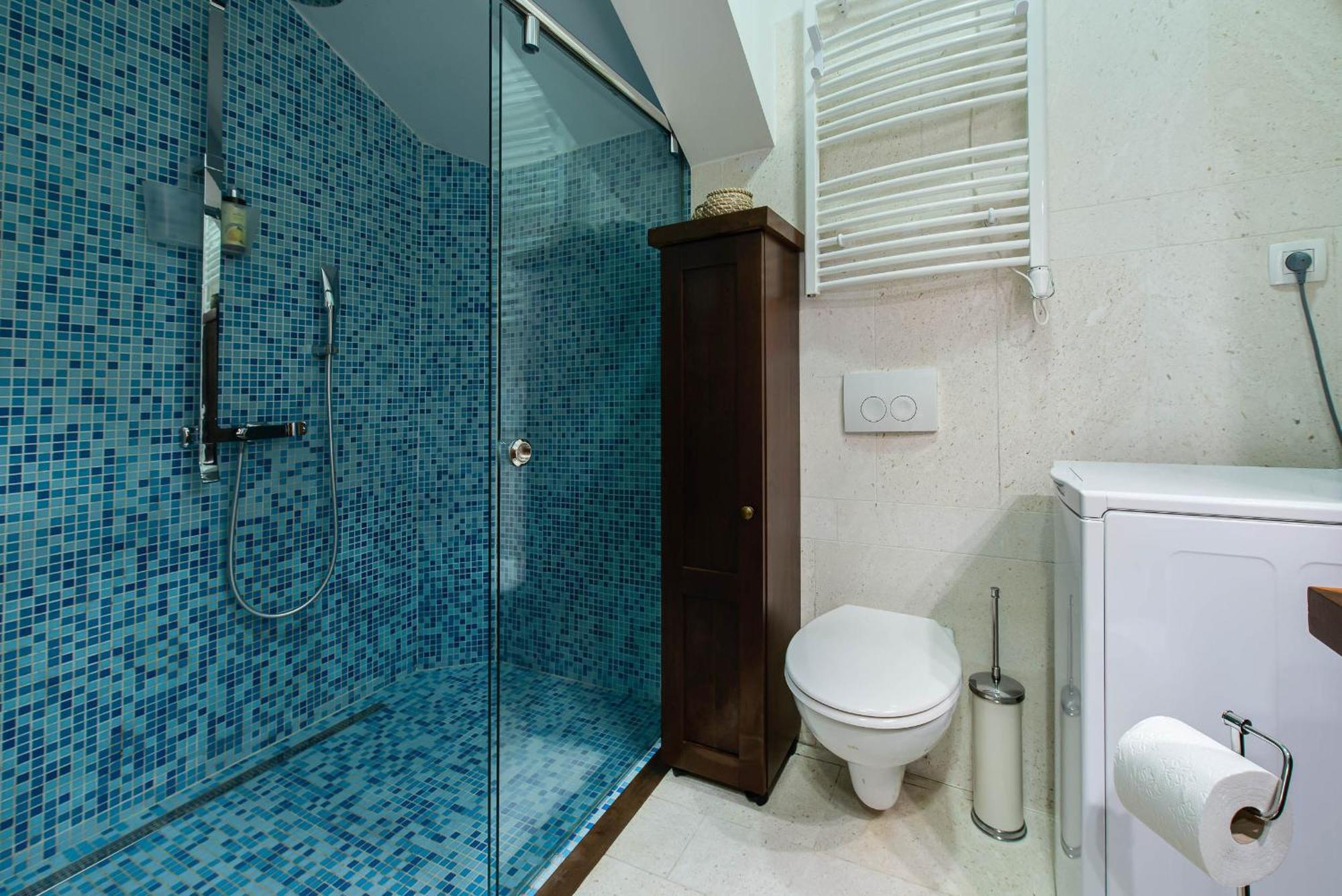 La Guardia Apartment With Free Private Parking 里耶卡 外观 照片